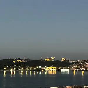A Million Dollar View In The Heart Of The Istanbul